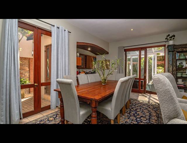4 BEDROOM FREEHOLD FOR SALE IN FAERIE GLEN